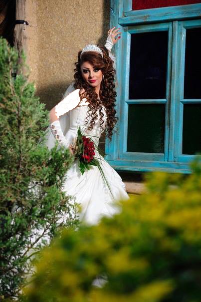 چهارده مدل ژست عروس تکی عکس اتلیه ای عروس،سری سیزدهم  عکس تک عروس اتلیه ای