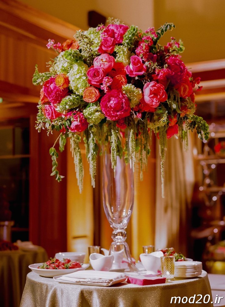عکس جدیدترین مدل میز عروسی و نامزدی و ایده گل ارایی میز و جایگاه عروس و داماد ایده گل ارایی میز نامزدی و عروسی گل ارایی به شیوه اروپایی